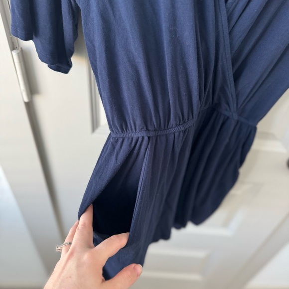Lulus Playtime Navy Blue Jersey Flutter Sleeve Surplice Romper Size Medium - Picture 6 of 9